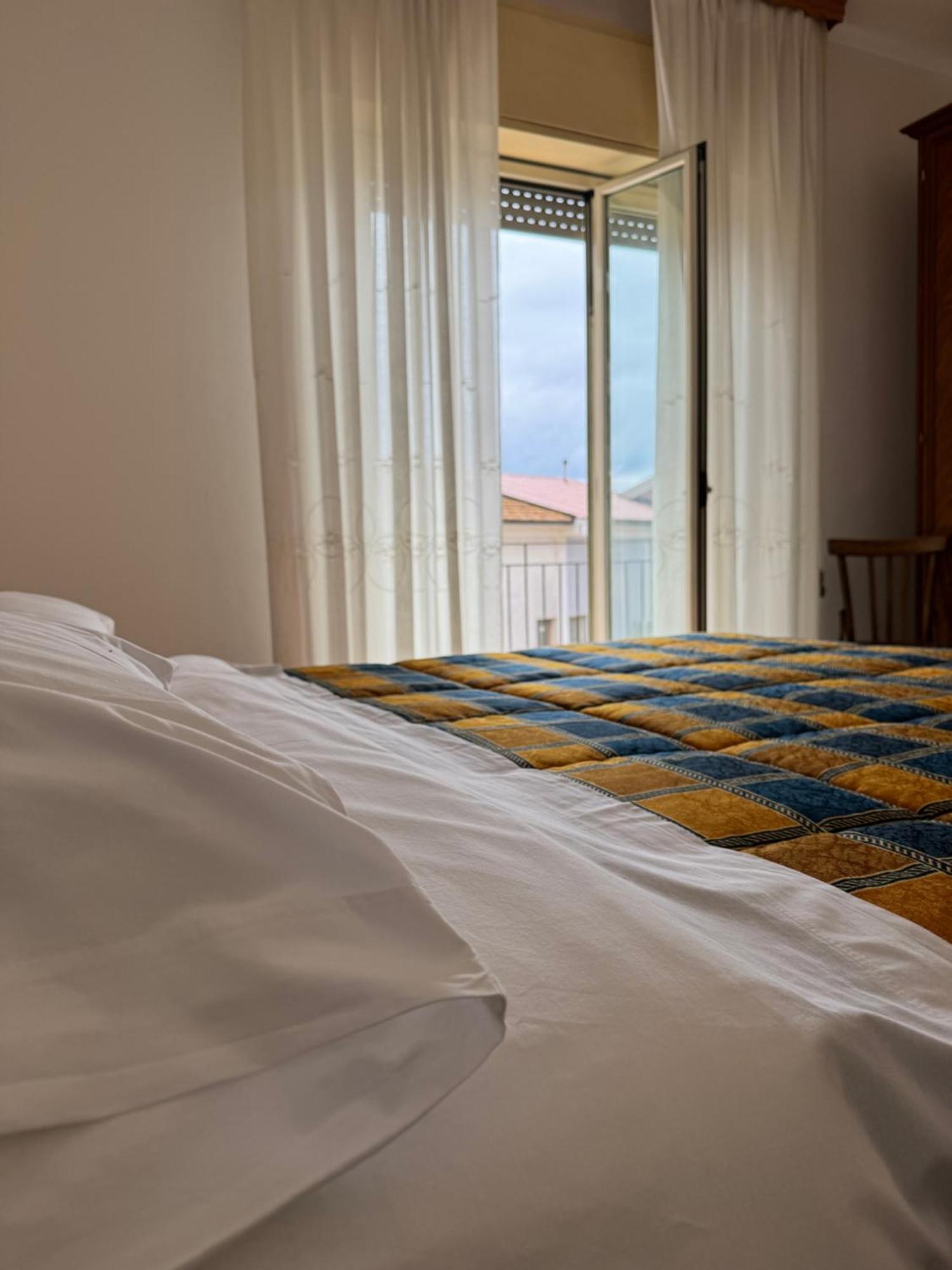 Mendihome - Appartamento Vicino Mare Nocera Terinese Kültér fotó
